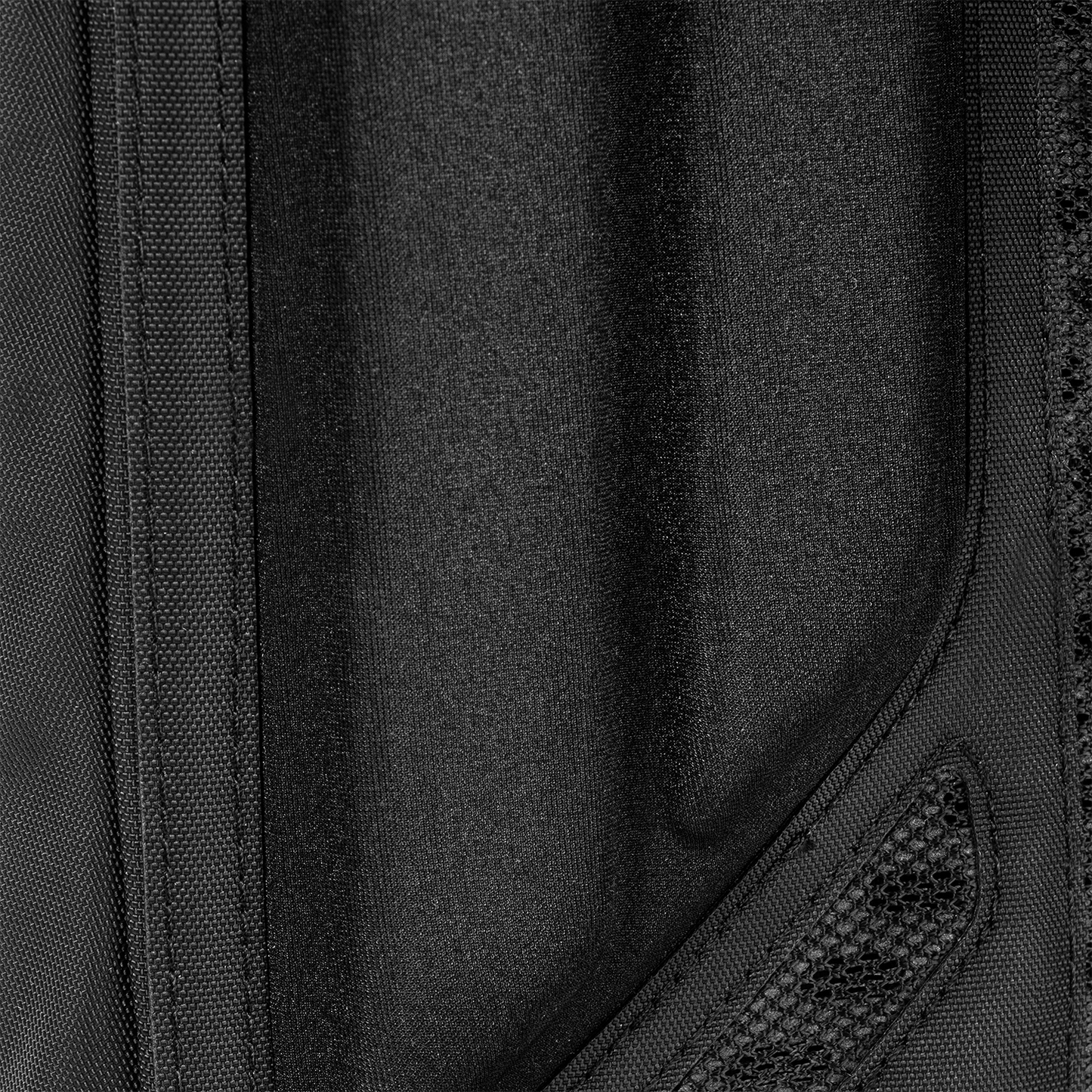 paragon-hydration-pack-s4 Paragon_Black_Texture.png