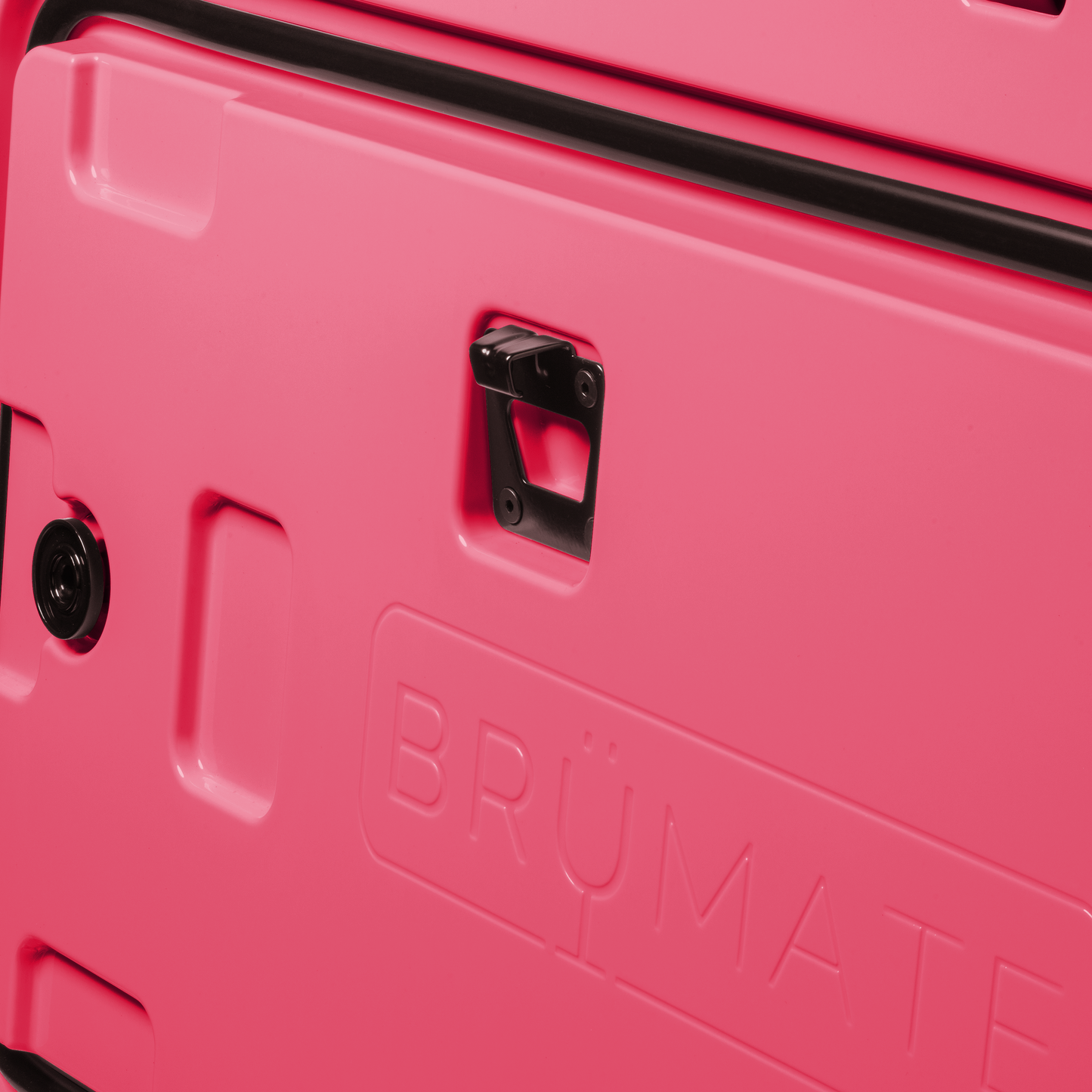 brutank-n1 brutank-55qt-neonpink-bottle-opener.png