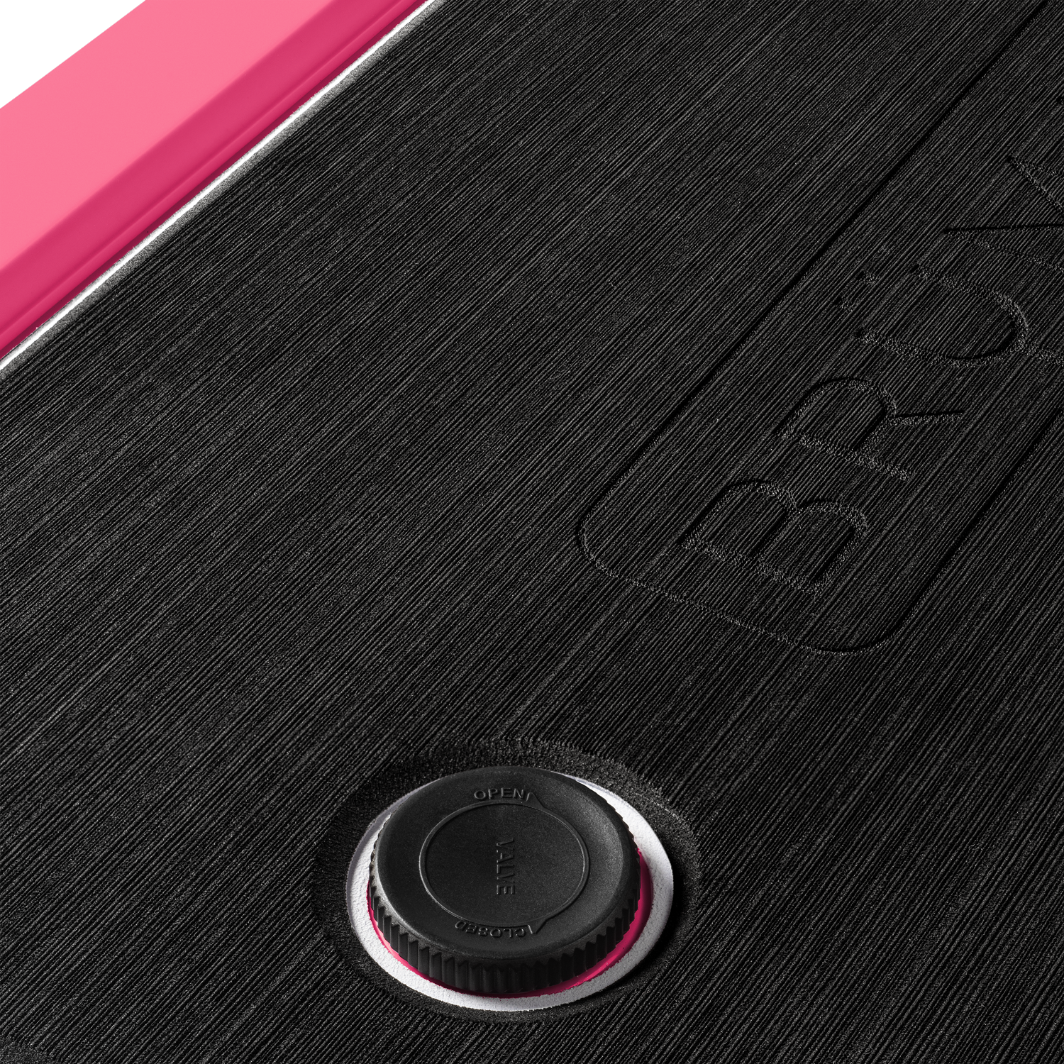 brutank-n1 brutank-55qt-neonpink-vent.png